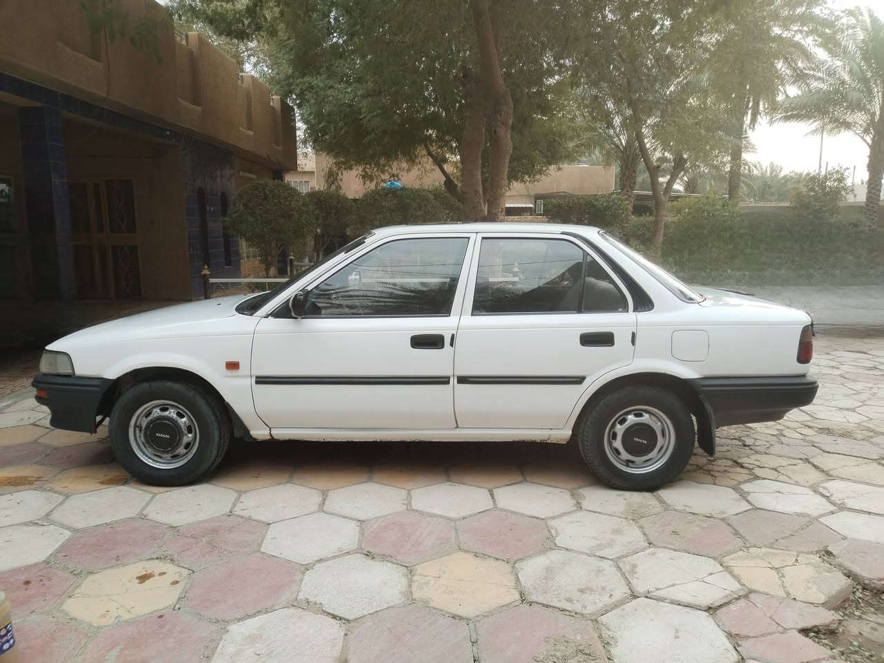 للبيع
النوع: تويوتا كورولا.
الموديل: 1990
​الحالة: نظيفة جداً، محرك وگير بحالة ممتازة.
​الداخلية: غرفة نظيفة (كما موضح بالصور).
​التفاصيل: السيارة اقتصادية بالصرف
​السعر: [40 ورقة وبيها مجال]
المكان : بغداد
​للتواصل: [***********-***********].
