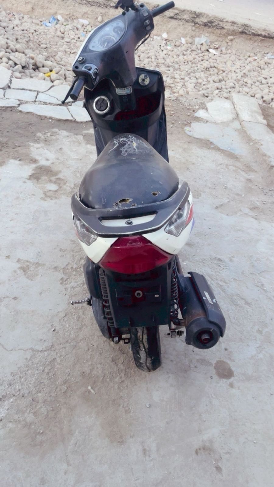 دراجه ثعلب كهربيات شغاله سلف هندر الدراجه خير من الله عوزها بس تنضيف كابيرتر السعر (400) بيها مجال البلديات ***********