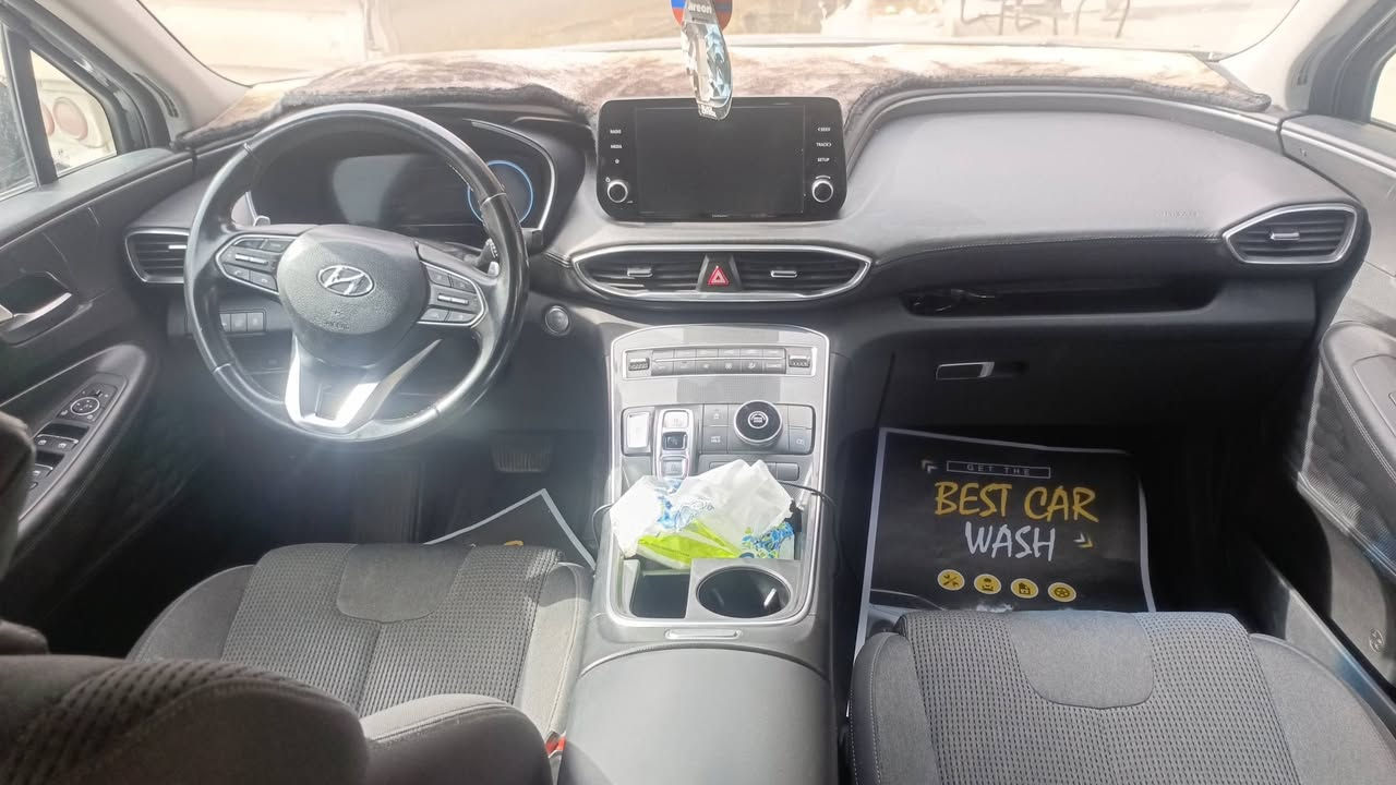 السلام عليكم سنتافي موديل 2022 السعر دفترين وخمس اوراق 205 
النجف رقمها نجف باسمنا حادثها جاملغ وبنيد نضيفظ كلش ماشية بس 80الف بس كير دكم خمسة راكب تيربو واورد امريكي والشراي بي خير ويدلل 
***********
