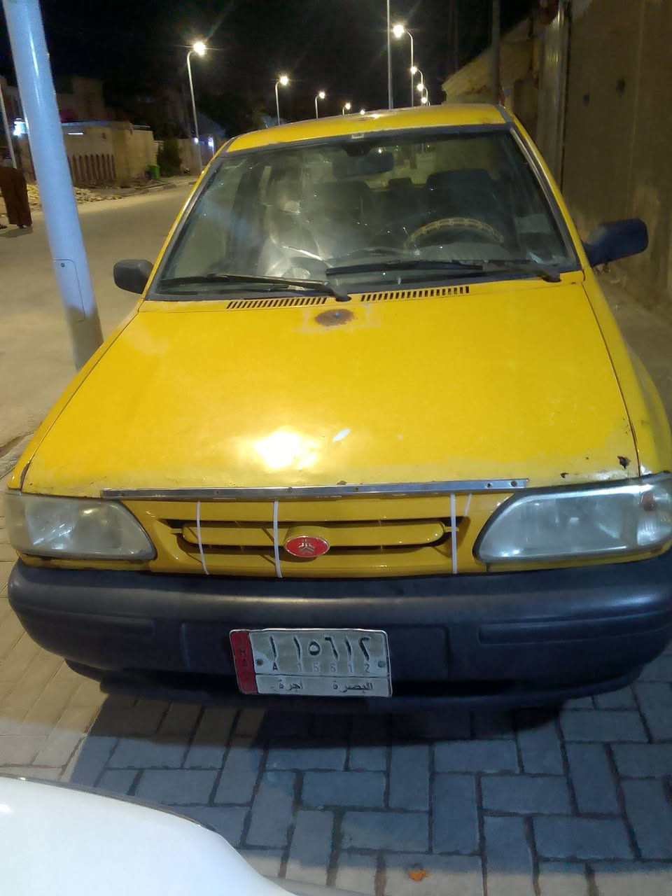 سلام عليكم سياره للبيع سايبه موديل 13سياره جاهزه من كلشي سعر  13 بيه مجال كلش قليل  كير ومكينه كفاله مكاني بصره زبير رقم الهاتف ***********
