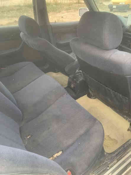 سلام عليكم موديل 90 سياره خير من الله سعر 35 وبيه مجال ***********
