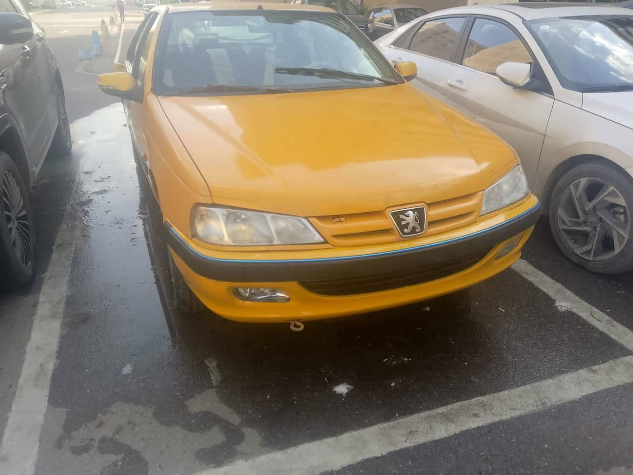 سياره بيجو بارص موديل ٢٠١٥ سياره خير من الله تجي شوفه وبيك خير ودلل وهاذه رقم***********سياره بسمي
