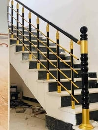 الخبره في التصميم والابداع في التصنيع 👏🏻 وكافة الوان تجدونه في منزلكم ...