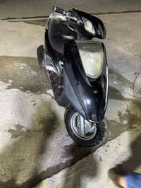 بريز للبيع السلام عليكم دراجه بريز للبيع بلاديه مابيه نقص كهربائيات كل...