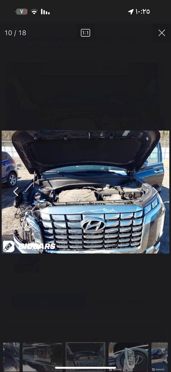 السعر.  370$ 
للتواصل *********** 📞☎️
معلومات السيارة 👇🏻
حادث.  كما موضح بصوره دعاميه فقط بدون دواخل و بدون ارباگات 

Hyundai Palisade موديل 2024 فئة 
كولكرافي فول موصفات 
هاي مواصفاتها

    محرك V6 سعة 3.8 لتر
* قوة 291 حصان
* عزم 262 lb-ft (حوالي 355 نيوتن)
* جير أوتوماتيك 8 سرعات
* دفع رباعي HTRAC AWD ستاندرد بالنايت إديشن (مو دفع أمامي)
* وضعيات قيادة: Comfort / Sport / Smart / Eco
* وضعيات للثلج والسحب: Snow Mode + Tow Mode
* 7 ركاب (كرسيين كابتن بالنص)
* شاشة عدادات رقمية 12.3 إنج
* شاشة معلومات وسطية 12.3 إنج
* الكشن يحتوي على مساج 
* نظام صوت Harman Kardon قوي بـ 12 سماعة
* سقف بانوراما مزدوج
* تبريد + تدفئة للمقاعد الأمامية والخلفية
* مقود مدفأ
* شحن لاسلكي للموبايل
* تشغيل بصمة/زر
* إضاءة داخلية Ambient
* مراية وسطية رقمية (كاميرا)
* كاميرات 360°
* 6 كامرات
* مع داش كام بلادي 
* Parking Assist وصف ذاتي أحياناً حسب السوق
* ذاكرة للمقاعد
* ستائر خلفية كهربائية ببعض النسخ  

الأمان والسلامة

* رادار أمامي
* مثبت سرعة ذكي (Adaptive Cruise)
* Lane Assist (يبقيك داخل المسار)
* Blind Spot Monitor (تحذير النقطة العمياء)
* فرملة طوارئ تلقائية
* كاميرات 360
* حساسات أمامية وخلفية
* تنبيه حركة خلفية
* مراقبة انتباه السائق
* Airbags كاملة للصفوف الثلاثة
* تقديم وتأخير من رمونت
* سيارة رقم بغداد ماشيه 40الف
* شاشه معربه بغداد, العراق
