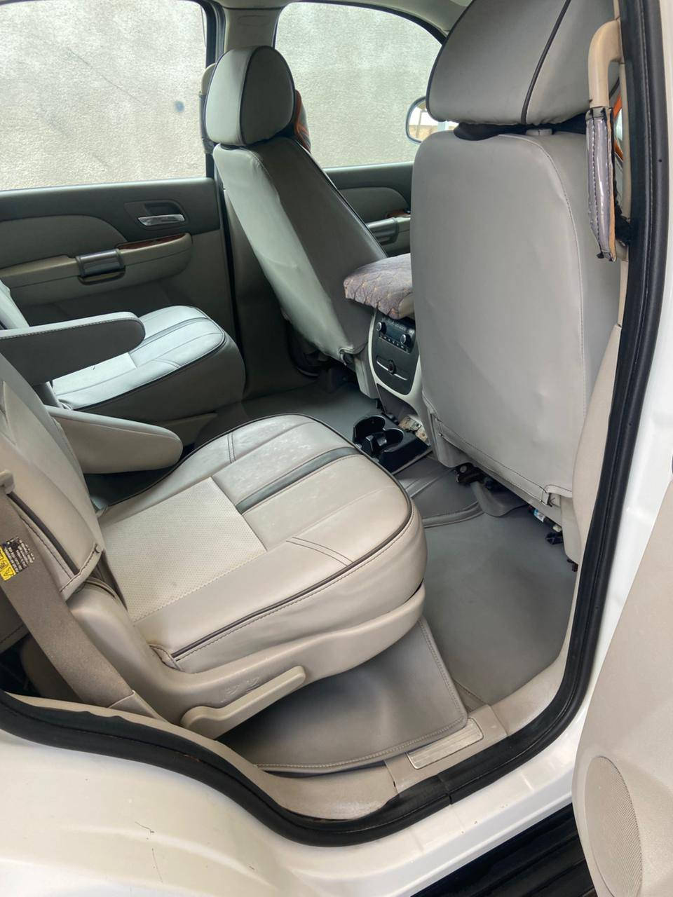 ***********
سلام عليكم مكلف بلنشر 2007
195 
جديده سياره العنوان البصره الزبير
