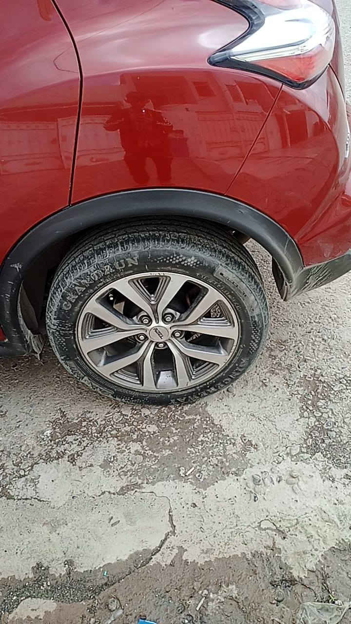 ئه م سه ياره يه بوفروشتنه نرخى ١١٤وه ره قه يه هه زه و سه نه وى نوه يه يه ك پارجه ى هه يه فوول مواسه فات سلايته به سمه يه سه ر بوينت يه قس سارده كوته ى هه يه أربيل, العراق


**إذا كنت صاحب هذا الإعلان وتريد حذفه لأي سبب، رجاءا أرسل رسالة إلى الدعم الفني**