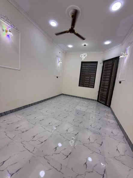 أسعد ألله أوقاتكم بكل خير 🌹
اللاستفسار : *********** 

توفر : دار سكن للبيع ⚡
جمال ونزاكه ودقه بلعمل 
بناء حديث سنه 2025 😍
ألمساحه : 250 م
على شارع 10 م تبليط
بيت فارغ جاهز للسكن
تستلم بيتك عد لمكاتبه
جميع لخدمات متوفره 👍
ماء + كهرباء + مجاري
نوع العقار : طابو ملك صرف
زراعي بأسم عراقي سند 25

محتويات ألبيت ⬇️
كراج سياره
دوانيه
صاله كبيره
غرف نوم عدد 3 
مطبخ حار بارد
حديقه جانب لبيت
مجمع صحيات داخلي + خارجي

الموقع راقي
البصرة محوله زهير 
يبعد مسافه 700 م
عن طريق داخلي سايدين

كل هاذ جمال وترتيب 
سعر 145 مليون وبي مجال
اللاستفسار : ***********
