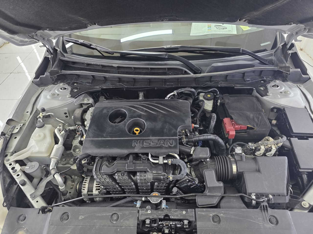 🚘 نيسان ألتيما S موديل 2019
رقم سليماني  

✨ اللون: سلفر
📍 المكان: كلار
📊 عداد المسافة: 95 ألف ميل حقيقي 

⚙️ المواصفات:

محرك 2.5 لتر / 4 سلندر

بصمة تشغيل

بصمة دخول (الأبواب الأربع + يدات نيكل)

تشغيل عن بُعد 

شاشة أندرويد

كاميرا خلفية

رادارات

كرسي سائق كهرباء

ميكانيك وكهرباء مكفولة بالكامل

السيارة مكفولة من الصبغ  (فيها بارد بسيط فقط،  ) 
💰 السعر: 144 ورقة — مجال بسيط جداً ترهم مراوس ايضا

اطلبي صورة سونةر  خابر رقم  وسأرسلها إليكِ

📞 للتواصل: ***********
