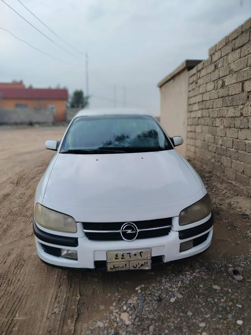 الموديل 1996..
تبريد تدفئه... تبريد قطعتين 
محرك 2/0 فل . المرغوب 
برده خلفيه .. كير عادي .. ستيرن كهرب ... اصلي 
تخم تاير جديد ... السياره ماتصرف عليها دينار .. شاشه كاميره خلفيه ... حساسات ...السياره..ضربه خفيفه  بيها جاملغ الخلفي .. السياره بدون خياس ..
#السياره عليها غرامه 5اورق ينزل من السعر..#السياره50
شرط التحويل
***********
***********
