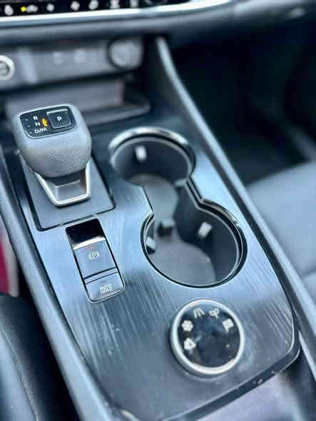 نیسان ڕۆگ 2022 فول مواسەفات 
سەیارەکە بێ بۆیاغ بێ گۆڕاوه 
هەموو گیانی بەشەرت 
فول مواسه فات 
په رده بيلادي 
پانورانا 
ده بل اكسل 
كوشن جلد 
٥مود لي خورين 
SV پله س  

٣بستوني توربويه 
٢٣مايل روشتووه 

ڕادار و بەردی بەشەرت 
ره قم سليماني ره قه مو سه نه وي تازه يه 

گێر و مەکیەنەی بەشەرت 
هیچ کێشەیەکی تێدا نییە 

كه لار 
نرخي ١٦٠$وه ره قه 

ئه ودوو ده رگايه ي به سارد ديته وه جاكم نه كردووه به وشيوه يه ده ي فروشم 

ژمارەی خاوەنی سەیارە ☎️

***********
