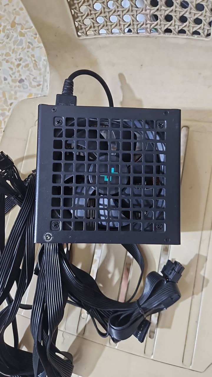 باور سبلاي deep cool 600w شغال 100٪
خالي من المشاكل
مامفتوح ولا بيه كويل واين
سبب البيع تطوير
السعر 60 الف 
مكاني بغداد
توصيل متوفر كل العراق 5 الاف
***********
