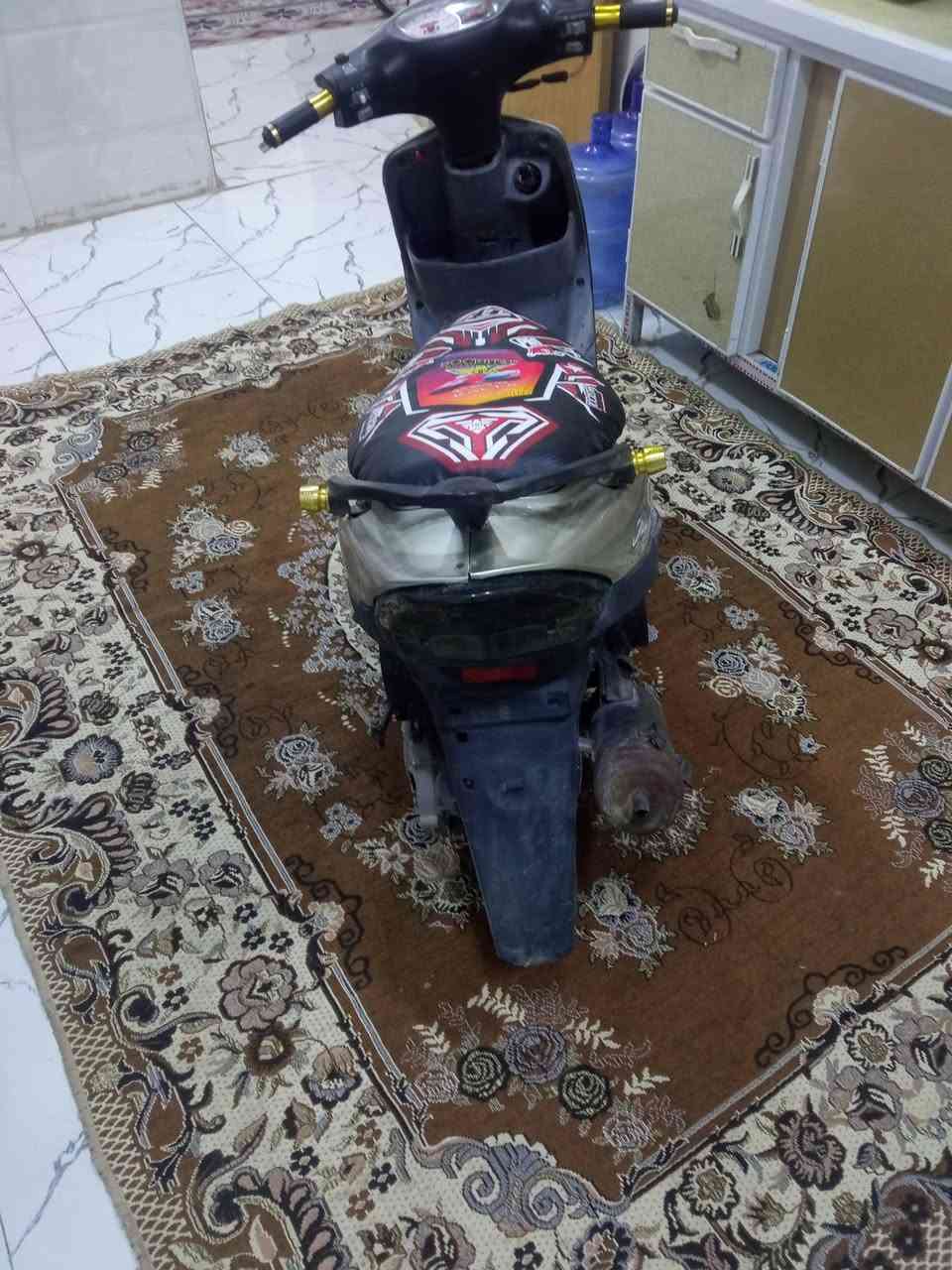 السلام عليكم ماكس الغالي للبيع نظيفه الى شغاله سعر 350 وبيها مجال الالوان حله شارع 80 قرب الساده ابو خطفه ***********
