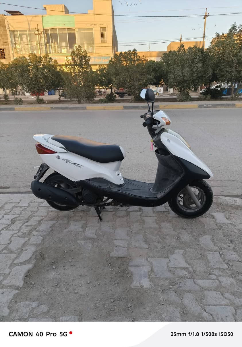 سلام عليكم 
دراجة بريز 140 ياباني دراجة كلش جديدة ومكفولة كفاله عامة من كلشي بلادية برغي ما مفتوح بيها شلعة ومعدل ونعومة فوول شرط نص نكرة سلف بيها لايت زنون ابو المروحة دراجة مال جناي للبيع سعرها 650 وبيها مجال مكاني طويريج  الشراي يتصل ***********
