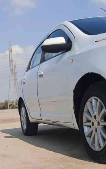 السلام عليكم
للبيع كوبلت 2016 بآسمي سنوية مجددة ورقم دولي صارلهن 3 اشهر كير بعدة بالضمان محرك نضيف خير من اللة راديترات وكمبريسر وتايرات وباتري توني شادهن قبل نهاية شهر التاسع كهربائيات كلها شغالة سيارة ما تصرف عليها 1000 واحلا من الصور بهوااااااي للمعلومة السيارة مبدل بيها باب السائق  السعر 72 قابل للتفاوض
مكاني البصرة سفوان
***********
