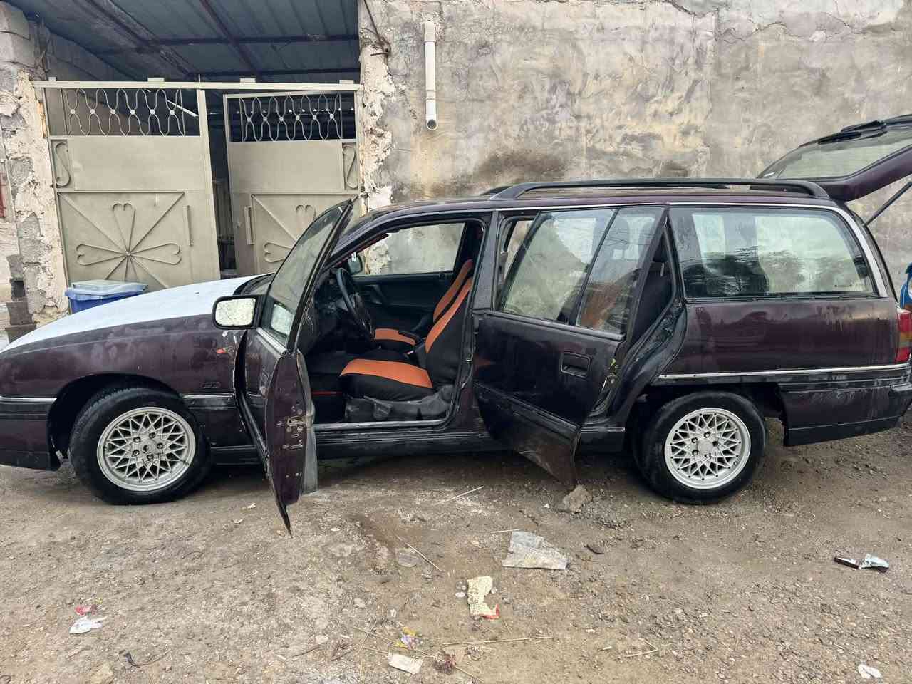 السلام عليكم وبل وميكا استيشن اللبيع مكينه 20كير عادي مكينه وأكير واكسل جديد شرط رقم  كركوك شرط التحويل سنويه نافذه إل 2026شهر 8 تخم تاير جديد صدر جديد سياره احله من صواره مابيها اي نقص مال جناي الله شاهد السعر 26وبيها مجال مكاني ديالئ قضاء قرة تبة راقمي ***********
