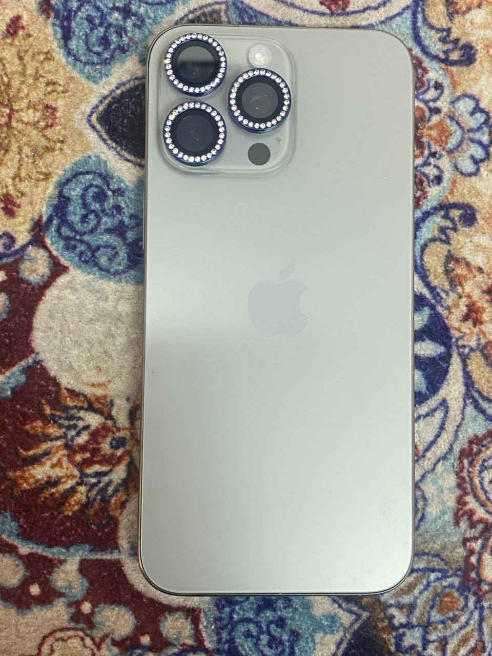 ايفون 15 برو ماكس 256 
ماستر شرق اسط
بطارية 85
الجهاز شخط مابي 
مبدل بس شاشه ونوعية جوة الاصليه
بغداد ***********
