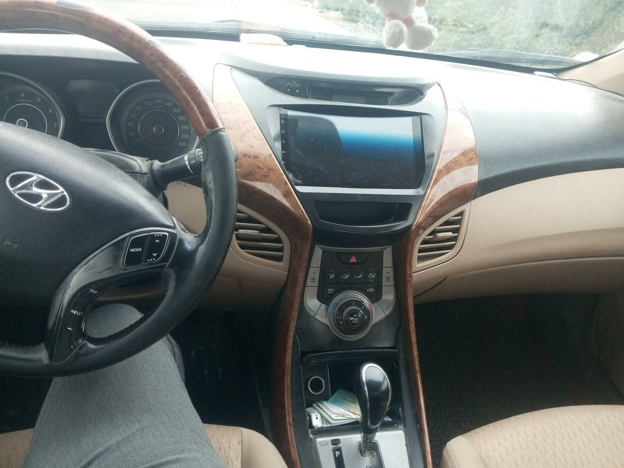 السعر النهائي ( ٧٧ ورقه) النترا موديل ٢٠١٤ خليجي متجايه (مصبوغه عام ابيع مكلوبه ابيع مكلوبه)(متعهد كص وشواصي وتحويل) كير مكينه لاتنقيص ولاتبخير. فقط اول ما شغل صوت راجز ويختفي بلدهن  مكينه متعهد 
تبريد فريز كامل شتده نضيف جدا شغال 
اربعه ويل كب حديث (مكاني بابل مسيب ***********)
مري شفط 
داخل كشنات بلاد 
سياره يرادلهه حمام
