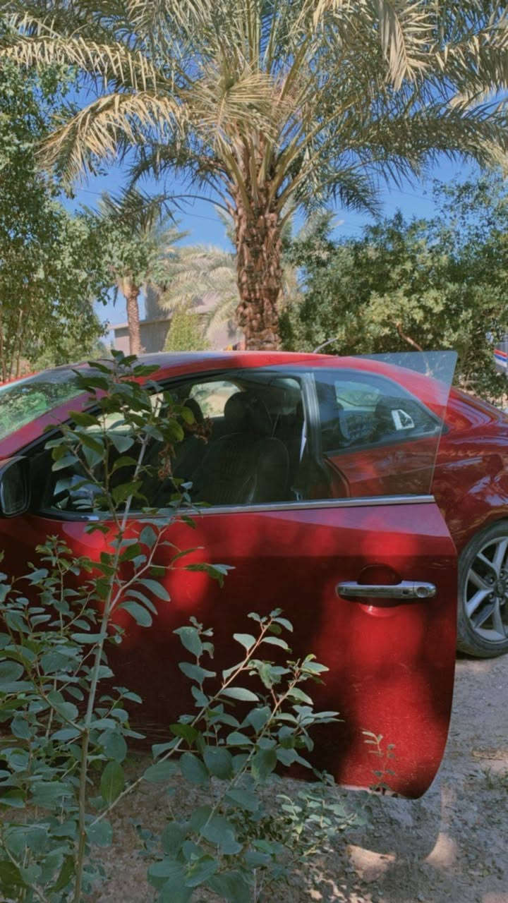 سلام عليكم من رخصت الادمن
سيارة سيراتوا 2011  تك باب بيه 3 قطع
مكينة وكير وتبريد مكفولات
وتخم تابر جديد ٠ السعر ٧٥ وبي مجال شي بسيط
العنوان بغداد زعفرانية 
***********7
