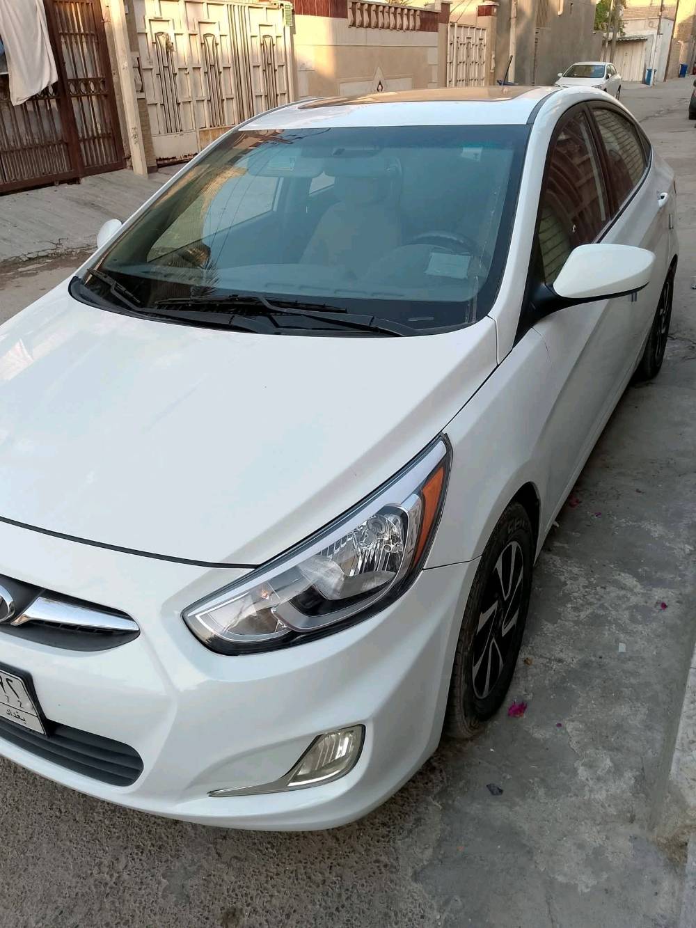 اكسنت 17 وارد كندي قطعتين صبغ ونص بلو فتحة السيارة جاهزة مانقص اي شي محرك 1600رقم بغداد بسمي ماشية 125المكان بغداد العبيدي السعر105 وبي شي قليل