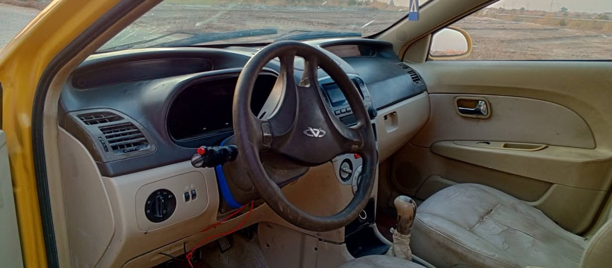 سلام عليكم
سياره شيري فلاوين.مديل 11
رقم مثنئ نكليزي. سنويه اله 30
السياره كير مكينه شرط بل كارتون
كيره جديد كلاج جديد باتري جديد
عدادات كله شغاله كيج بانزين كيلو متر 
توهه داخاله هزه
مصقره هيه وغرامات ربع ماعليهه
سياره مكفوله من ضربه وال تبديل
كهربايات كله شغاله. اي نقص مابيهه
تخم تاير جديد
دواخل جلد بلاد جام كهرباي 4
يشتغلن. تقفيل سنتر الوك. 
سياره خير من الله تاخذه ماذب عليهه ربع
مكاني رميثه
السعر 26وبيه مجال بصيط. اله شراي
ستفسار ***********
