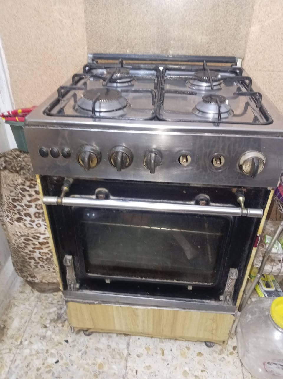 طباخ للبيع السعر ١٠٠
مكاني بغداد البلديات
الشراي خاص


**إذا كنت صاحب هذا الإعلان وتريد حذفه لأي سبب، رجاءا أرسل رسالة إلى الدعم الفني**