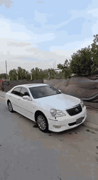 كراون ماجستا • ٢٠٠٥ • فول مواصفات