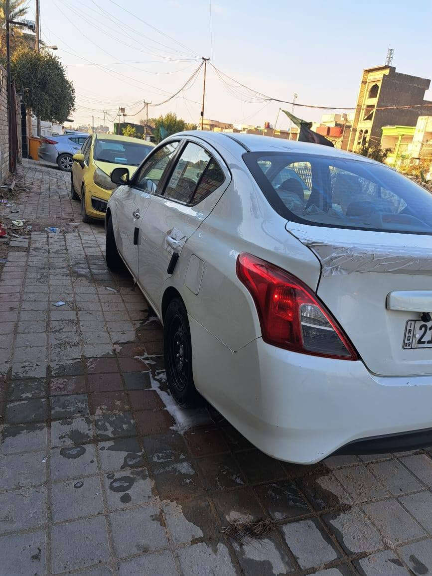 سلام عليكم نيسان سني هندي بيه اربع قطع موديل ٢٠١٤ سعره نهايته ٨٠ قفل  ***********
