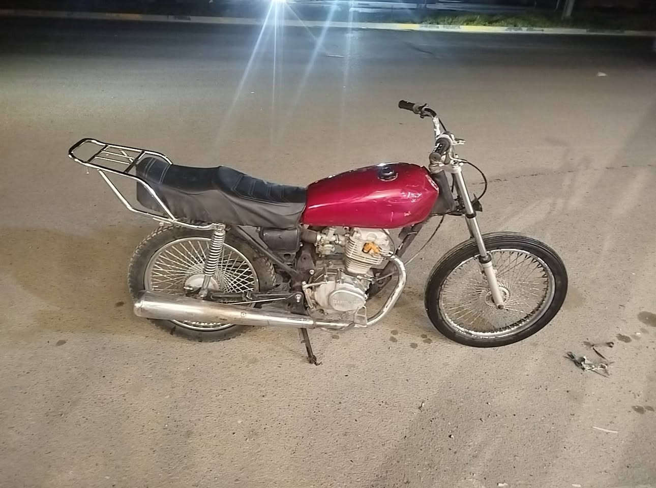 سلام عليكم موطور للبيع موديل 18 محرك بدون صرف و بخار دراجه شقاله من اول هندر اي عيب ما بيها سعر 160 بيها مجال مكان كركوك فيلق رقم الهاتف *********** شراي اتصل ما متواجد واتساب
