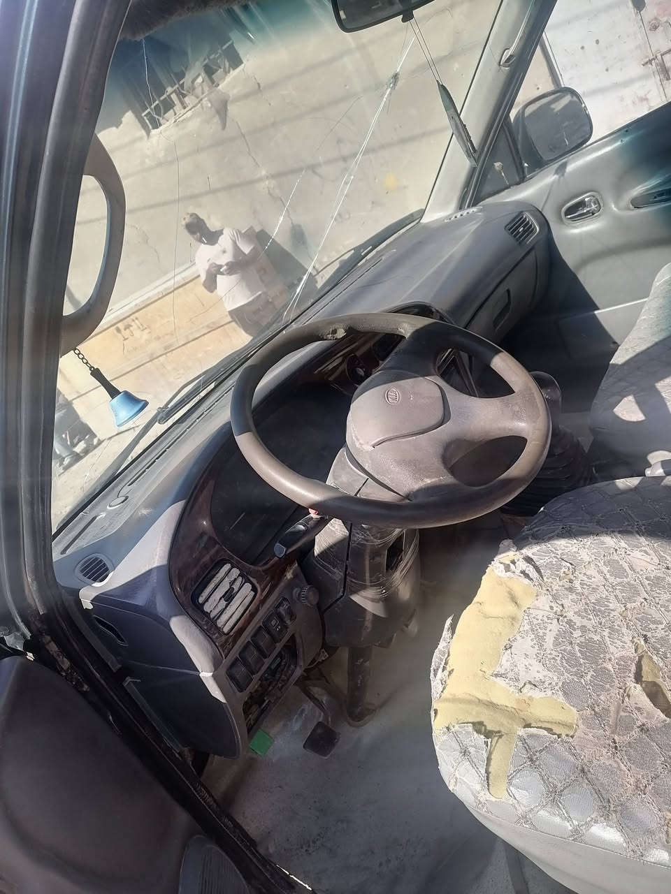 سلام عليكم كيه بريجو للبيع موديل ٩٦ مصفره هيه مرور مكينه وكير مكفولات دوشمه جديده سياره ماعوزها شي كبل لشارع البيع المكان حله السعر ٥٥ وبيها مجال ***********
