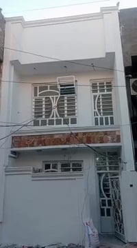 ٥٠ متر اللبيع طابقين الطابق الأول استقبال وحولي وصحيات وممر ١متر وترك ...