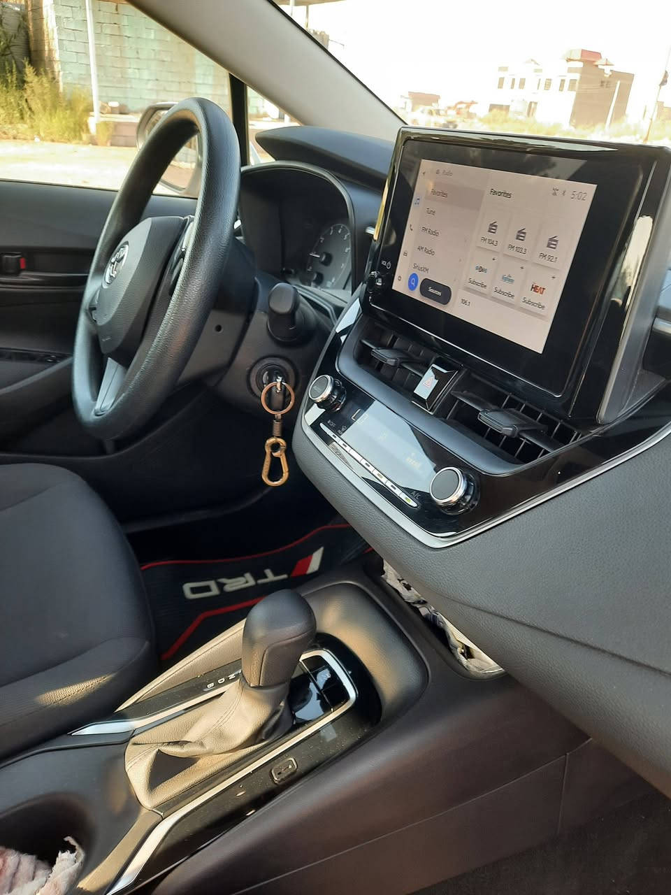 السلام عليكم كورلا 2024 رقم بغداد بسمي موصفات LE وارد أمريكي صور الحادث بالمنشور ماشيه (10الف)بانزين فقط مكاني بغداد ***********
