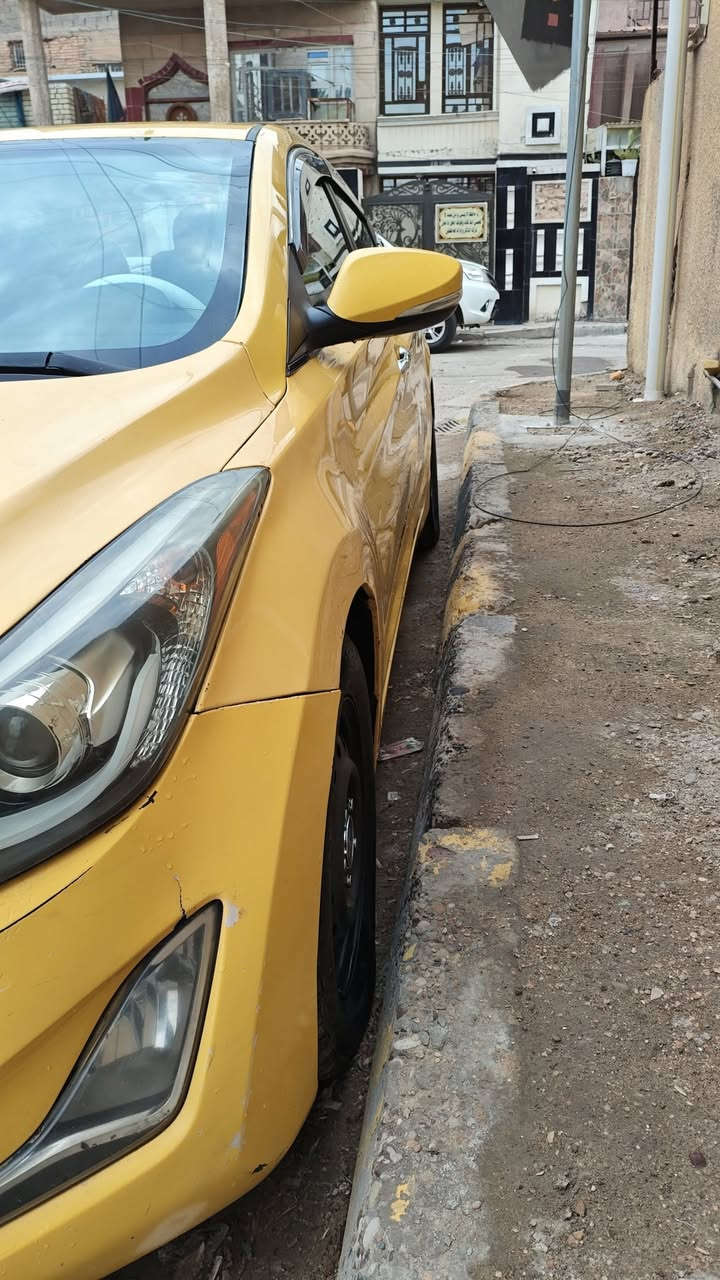 سلام عليكم الانترى 2014 فول مواصفات ما عدى الفتحه 
او البصمه تحكم ستيرن جهتين  شاشه كامره صغيره محرك 1800 
دوش حادثهه بنيد أو دعاميه نفسهن مصلحات لا شواصي أو لا لغود مكفولات كشن كهرباء كشنات جلد السعر 110 أو بيهااا مجال الصور الحادث بيهم مجال ***********
