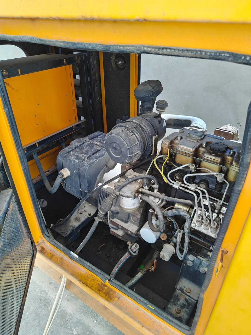 حياكم الله اخوتي بيركنز13 KVA  نضيفة ومرتبه (مستعملة)3بستم
محرك انكليزي الأصلي (بلاديه بدون فتح مكفوله)

 ***********
