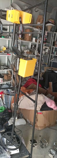 كاشف معادن • بطارية ٢٠ • توصيل