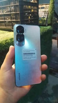 للبيع هونر ٩٠ لايت بدون خلل شرط ما مفتوح ذاكره ٢٥٦ رام ١٣  ببجي ٦٠ فري...