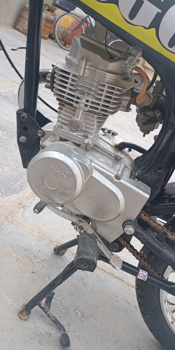 سلام عليكم شباب مكينه نامه اصلي مديل 22 مكينه مرتبه مفتوحه ولفات فقط قيم واخذ 👍***********
