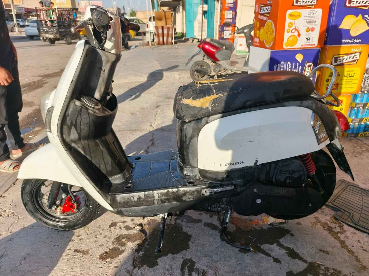 بوليس نوزل مفتوحة دراجة حلوة مكفولة من كلشي ولاتنقيص ولا تبخير  السعر 550بيهة***********
