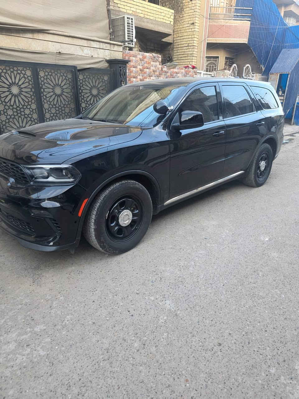 السلام عليكم مرخصت الادمن المحترم دوج دورنكو 24 هيمي اصل بوليس مصلح وكامل بدون رقم مبدل بيه جاملغ وبنيد والجاملغ اليسره صار بيه تعديل مبدل بيه شاصي يمنه مال كصه 
السعر 170 وبيه مجال للطيبين 
السياره
شاشه 
توقف ذاتي حساسات خلفي 
مري هيتر ورادار
كير الف 10 نمر
نظام ايكو
تبريد 4 قطع 
7 راكب 
بصمه 
نظام ABS
محرك 8v
حساسات خلفيه 
كامره 
السياره اتوقع ارخص دورنكو بلعراق بلعافيه علئ ياخذه 
***********
