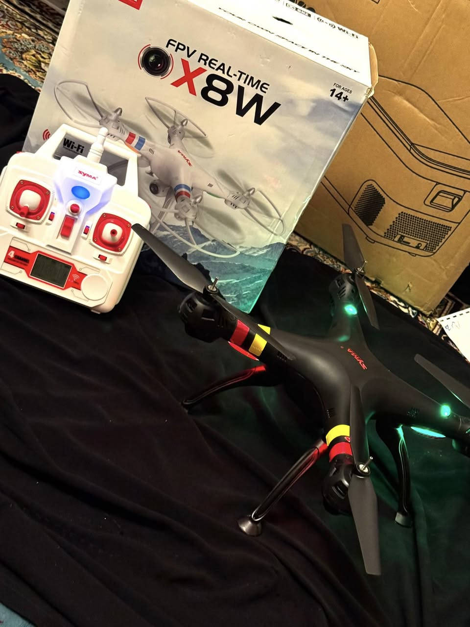 Syma X8W - درون تدريبية بمواصفات ممتازة للمبتدئين 🛸
 * تصوير مباشر: تدعم خاصية الـ FPV لرؤية التصوير مباشرة على موبايلك أثناء الطيران.
 * ثبات وحجم: تتميز بحجمها الكبير وتصميمها القوي اللي يخليها مستقرة وسهلة التحكم للتعلم.
 * مثالية للتعلم: أفضل خيار لضبط مهارات الطيران قبل الانتقال للطيارات الاحترافية والـ DJI
السعر 80 الف


**إذا كنت صاحب هذا الإعلان وتريد حذفه لأي سبب، رجاءا أرسل رسالة إلى الدعم الفني**