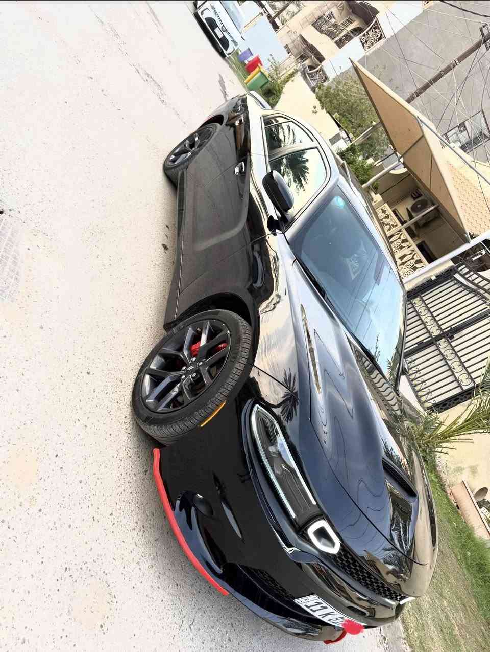 دوج🇺🇲جارجر 
موديل (2023) فئة (SXT)
محرك (6.سلندر.3600)
رقم بغداد الجديد وهزه وسنويه جديده 
(#السعر_240_ورقه)
الحادث مثل ما موضح بصوره جاملغ صبغ بدون ايرباك بدون شاصي بدون لغود
كير.محرك.صدرخلفي.امامي كله جديد
ممشى السياره (👈47 الف) حقيقي وشرط الفحص 
محدث GT(كت كامل)
الموصفات
1__فتحه سقفيه 
2__حساسات خلفيه
3__شاشه كبيره كار بلي
4__ ويل عشيرين بلادي
5__ منظومه زنن بلادي
7__منظومه داش كام
8__سبير + جك بلادي
9__ سبايدر خلفي اصلي وليس تجاري
السياره جديده على ايد اني مستورده رقمته ابسمي مباشر
مكان السياره بغداد الكرخ *********** الشراي يتصل بي خير يدلل
اخواني الاعزاء كلشي ذاكركم بالمنشور 
تحياتي للجميع
