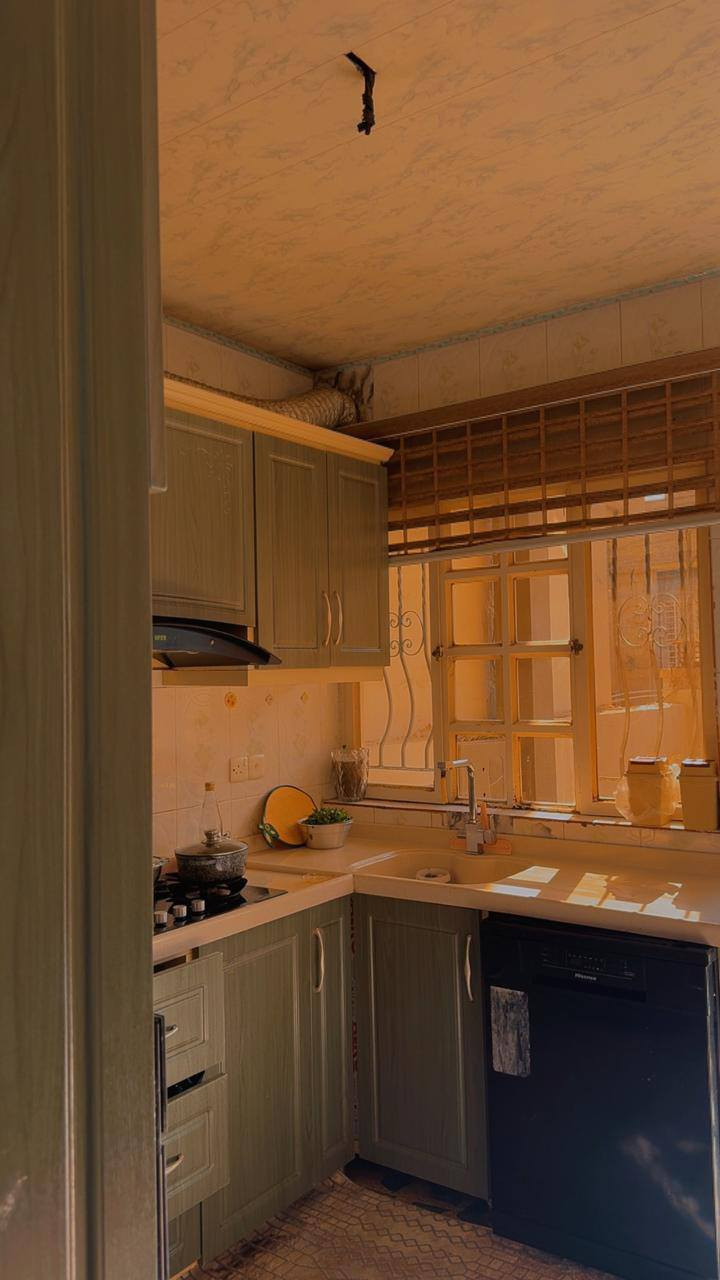 دارللبيع150م واجهه6الكندي الاولى شارع15بناء2012طابقين للاتصال مكتب عقارات الادهم ***********او0770177
