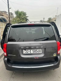 دوج كرفان موديل 2017 فول سعر150 هاتف 07709398801