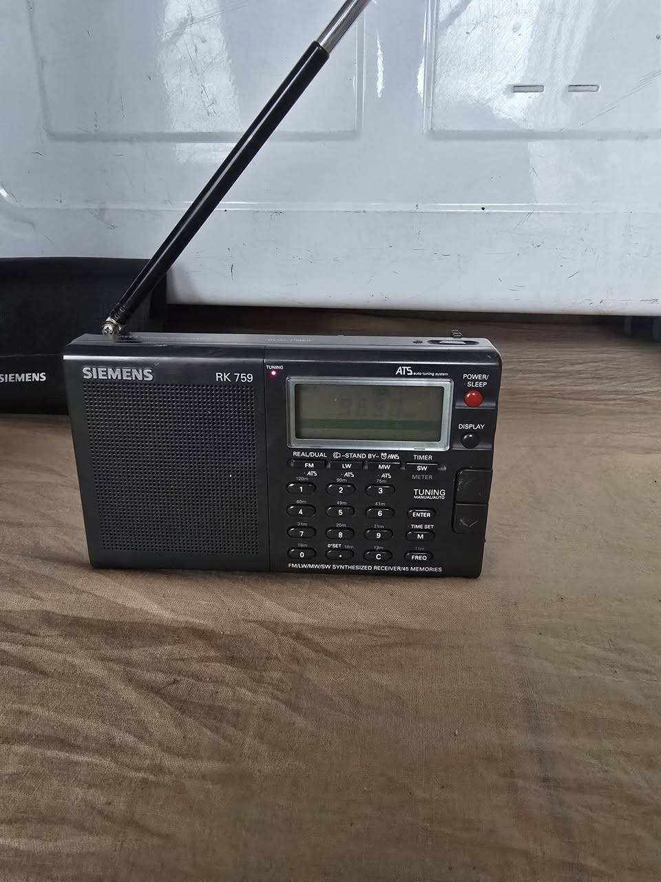 راديو سيمنس جديد  وجنطه جلد الصليه وياه


**إذا كنت صاحب هذا الإعلان وتريد حذفه لأي سبب، رجاءا أرسل رسالة إلى الدعم الفني**