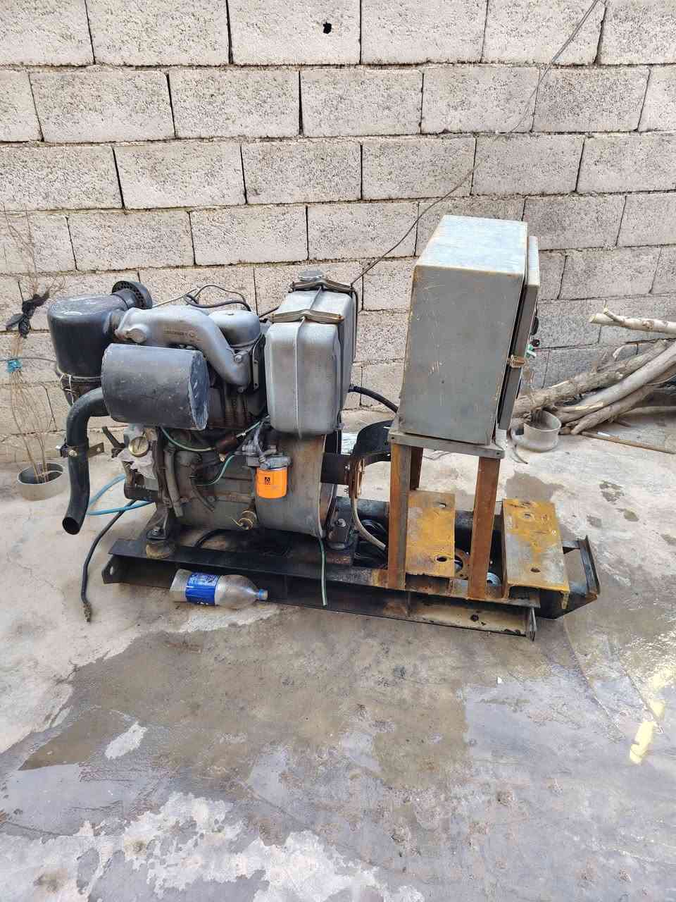 مولد بدون راس توليد شغال كامل للبيع مليون ونص مكان كوت سيد شاطي ***********
