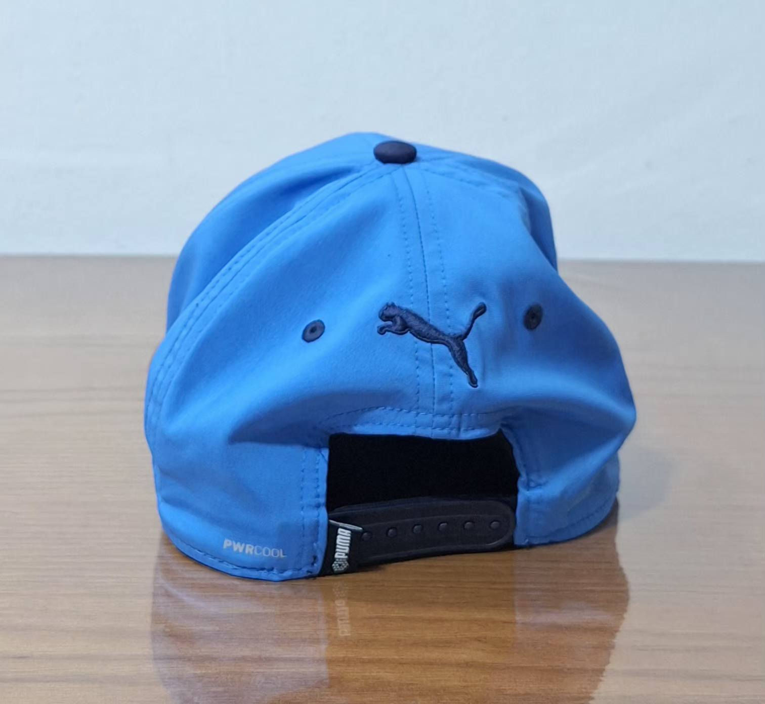 ماركة PUMA أصليه وكاله
قياس فري زايز
سعر 45
*********** واتساب مسنجر
يوجد توصيل
