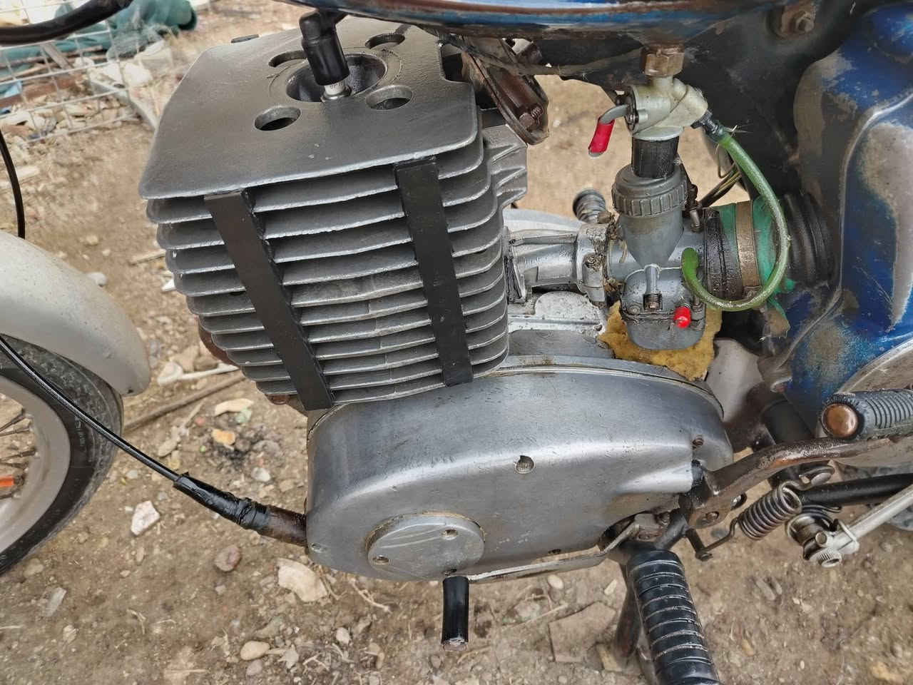 ٨١ للبيع مكان الانبار هيت اتصل على ***********
