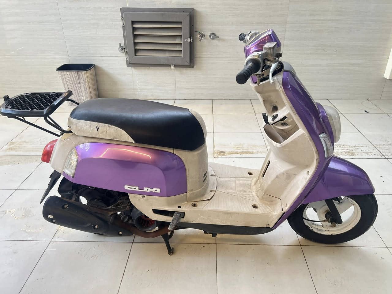 � دراجة ماكس بوليسي للبيع
📍 العنوان الناصرية مركز

دراجة ماكس بوليسي للبيع نظيفة كلش واستعمالها خفيف مال جناي مكينه رمبه 
🔥 شكلها حلو
🔥 محافظ عليها

💰 السعر: ٧٠٠ وبيه مجال حك الجيه وخادمك
📞 التواصل: *********** فقط وتساب
