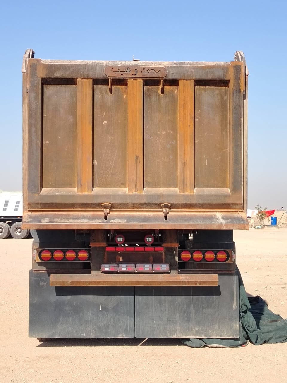 للبيع عربانه ماكنيسان زيرو ذرعه ٣١ تخم تاير السعر 245..
*********** /***********
