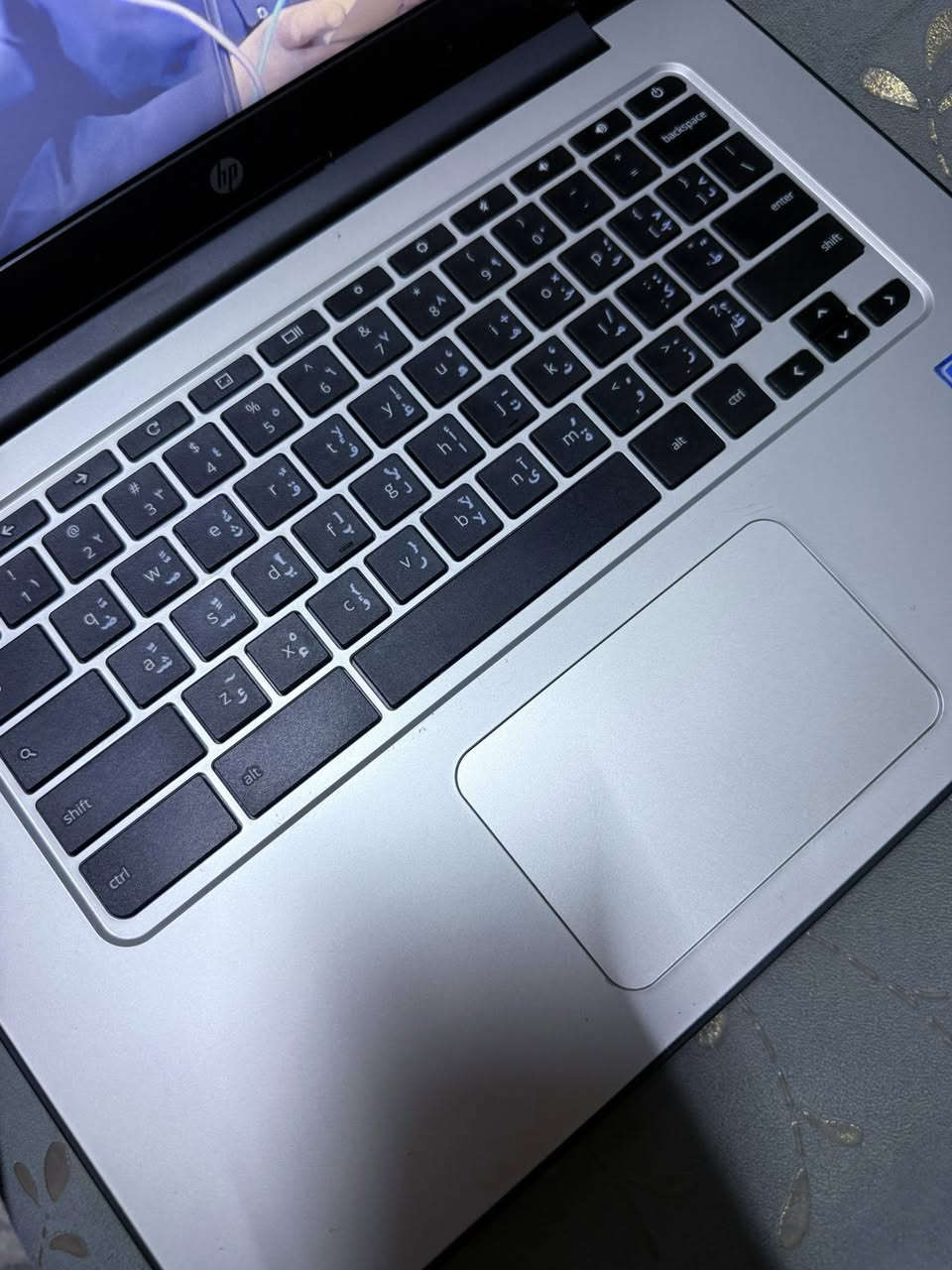 سلام عليكم حبايب عدي لابتوب للبيع ومستعجل عله بيعته 100 الف  ***********
